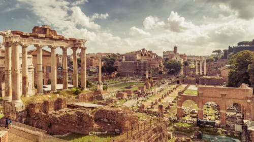 Ruines de l'Empire romain, Rome, Italie. Scène du Forum romain ou Foro.