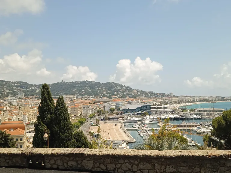Vue de Cannes depuis le Suquet