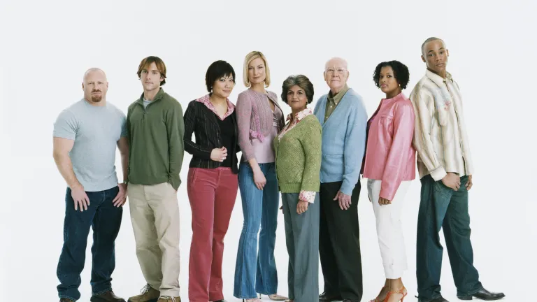 Un groupe de personnes.