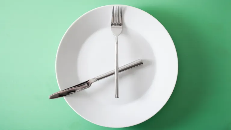 Une assiette vide