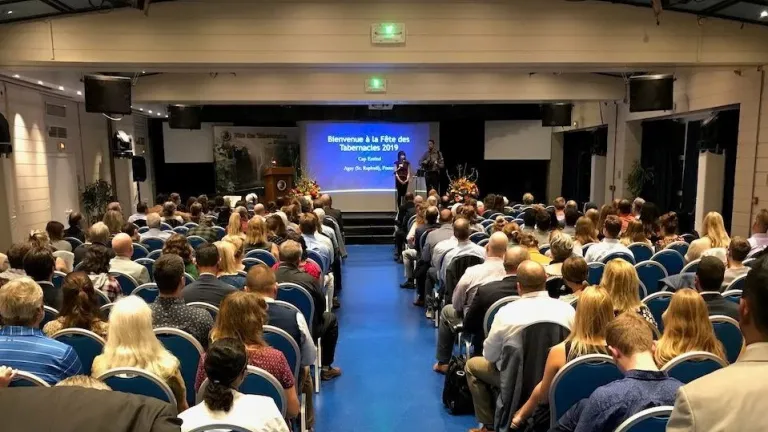 Qu-est-ce-que-la-fraternisation