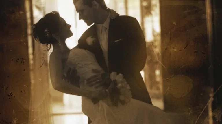 Des mariés  au mariage