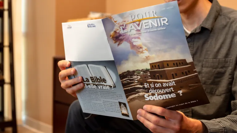 Pour l'Avenir : Perspectives pour un monde meilleur pour-l-avenir-juillet-août-2022-preface