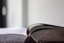Une Bible ouverte